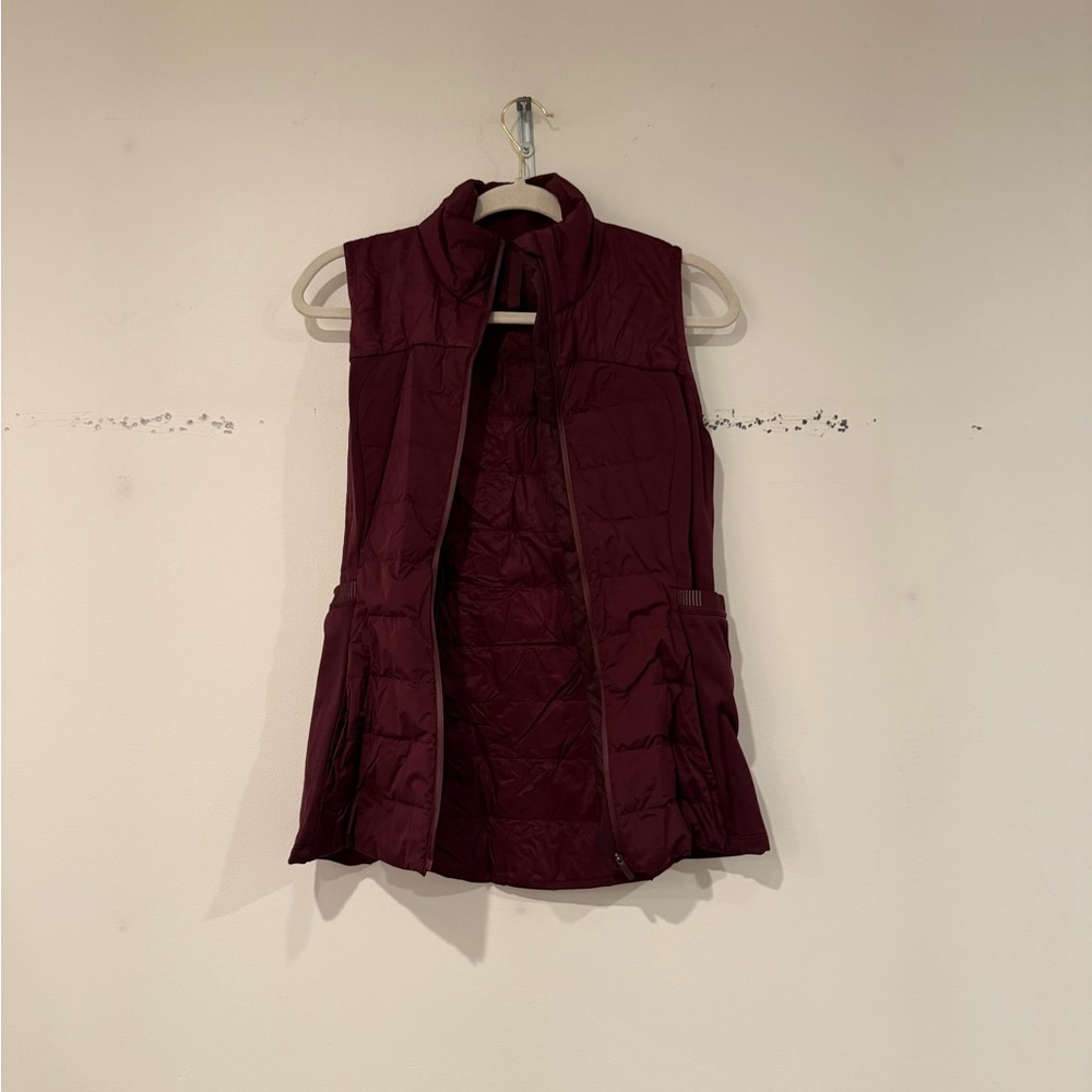 Lululemon Down For It All Vest in Purple - Picture 2 of 4